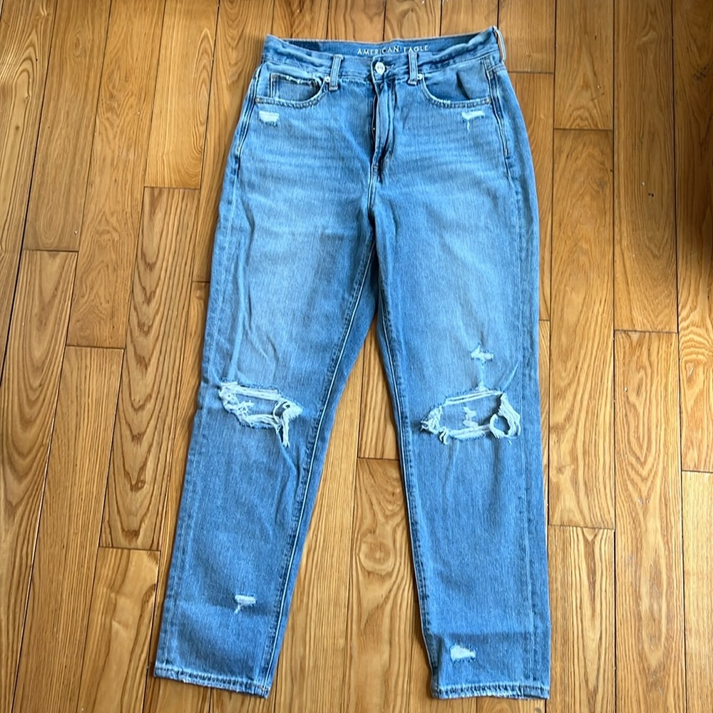 American Eagle Mom Jeans